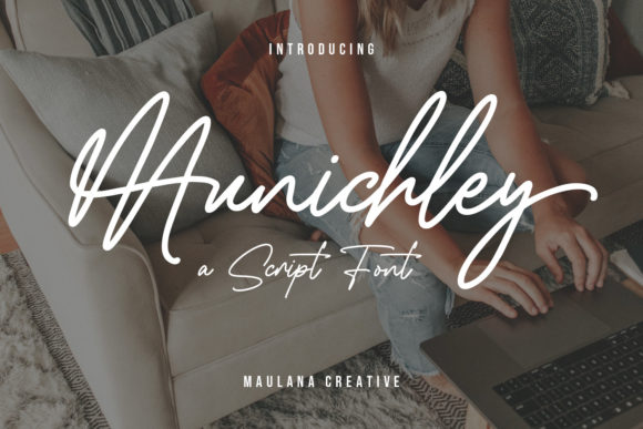 Unleash Authenticity: The Munichly Script Design Edge